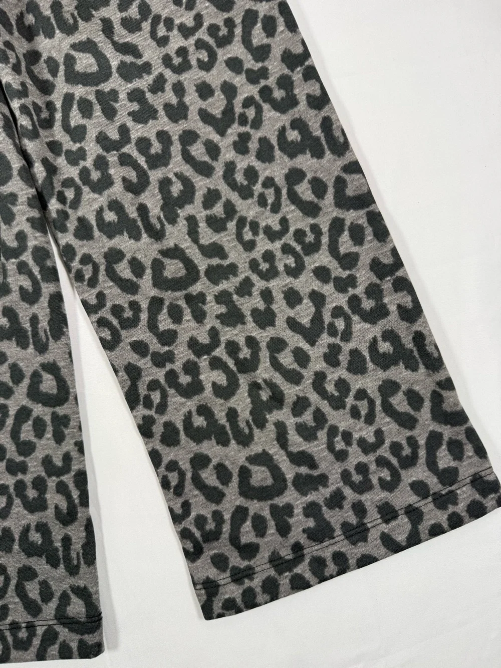 NWT JUSTICE Girl Wide Leg Sweatpants XS 5/6 Leopard Print Cozy Lounge Animal NEW
